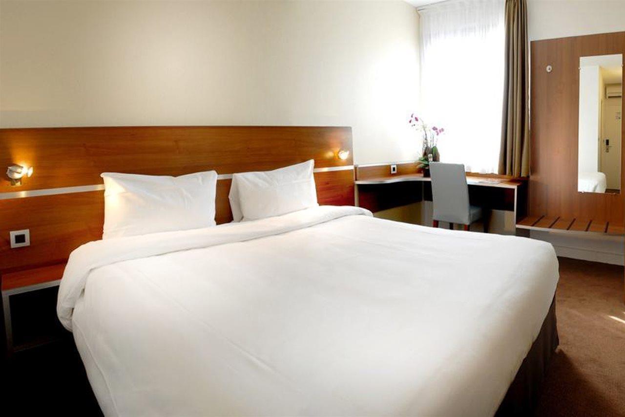 Kyriad Paris Sud - Arcueil Cachan Экстерьер фото